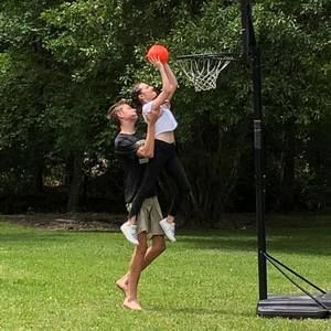 Meet your Posher, Ferran